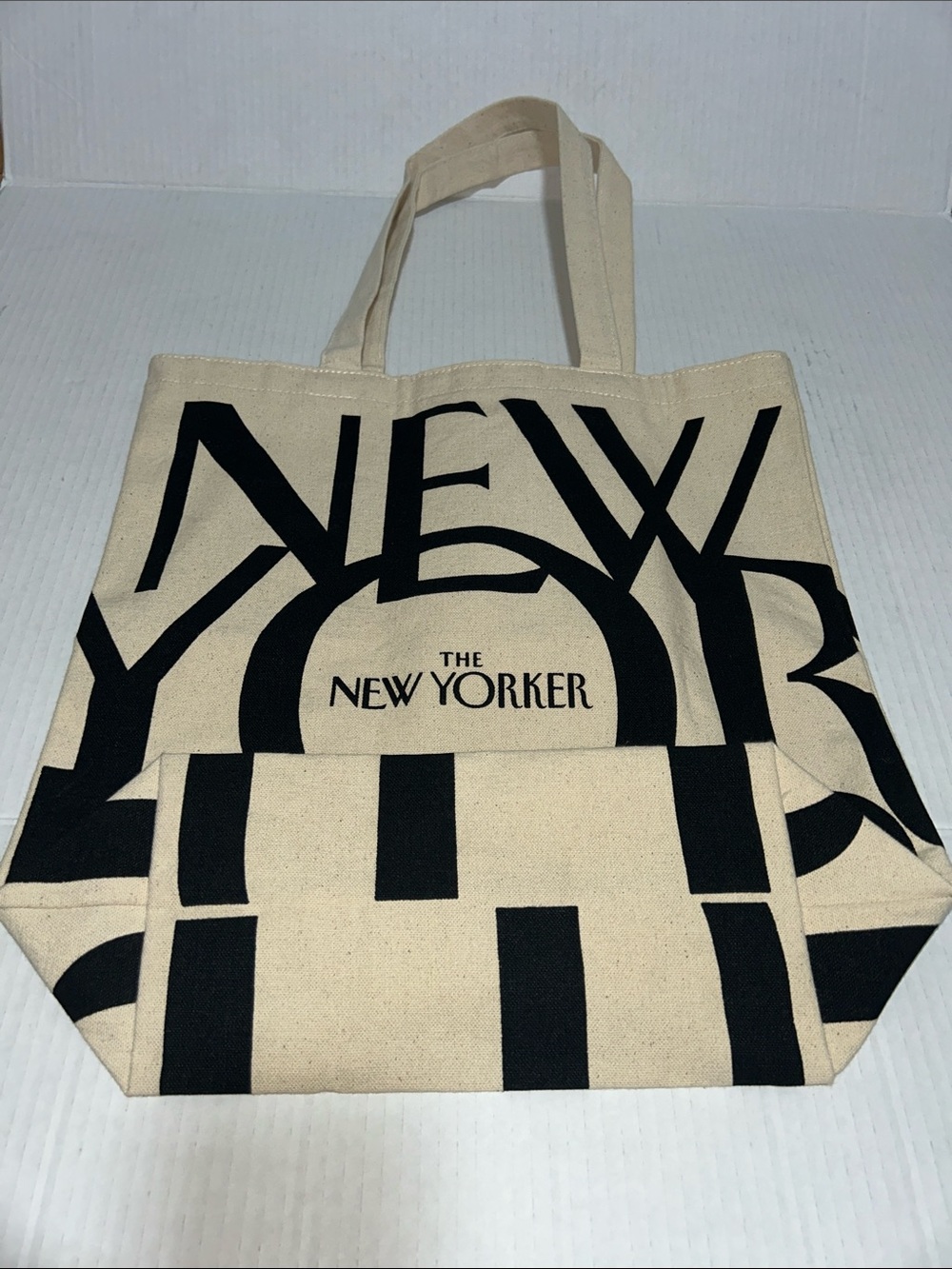 The New Yorker Canvas Tote Carryall Bag - Picture 3 of 6
